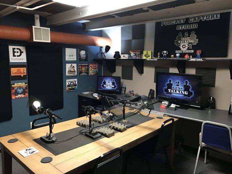 15 Podcast Room Setup Ideas: How to Build the Perfect Studio at Home ...