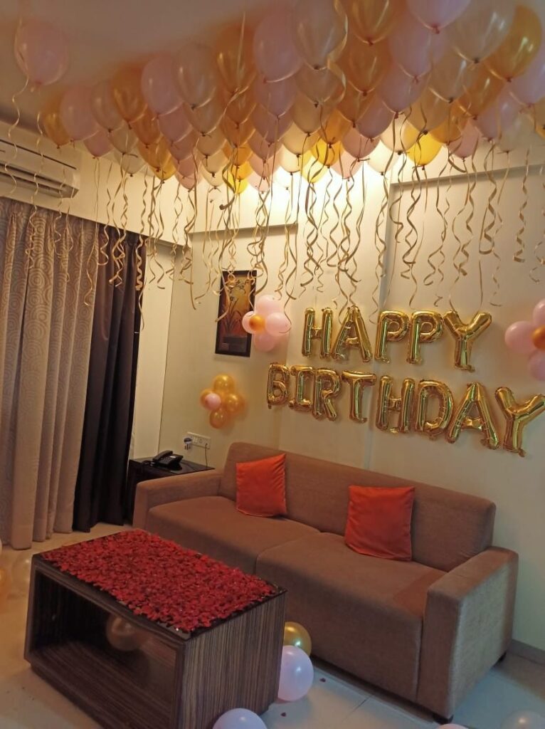 A themed birthday room 