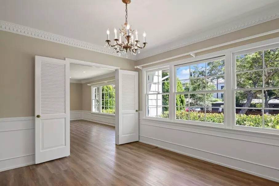 Dining area of Adam Sandler house