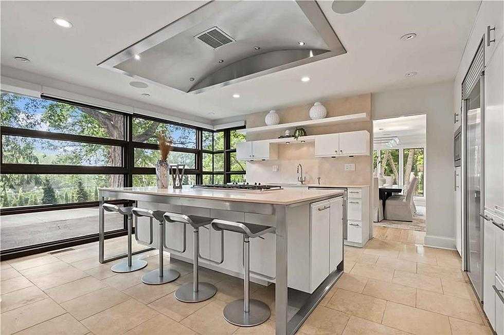 Kitchen and Dining area of Patrick Mahomes house