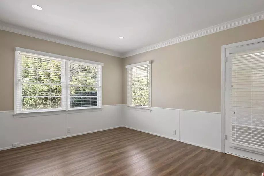 Bedroom image of Adam Sandler home