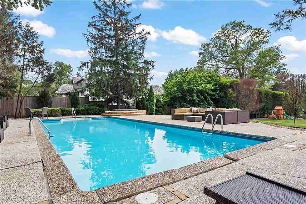 Pool Area of Patrick Mahomes House