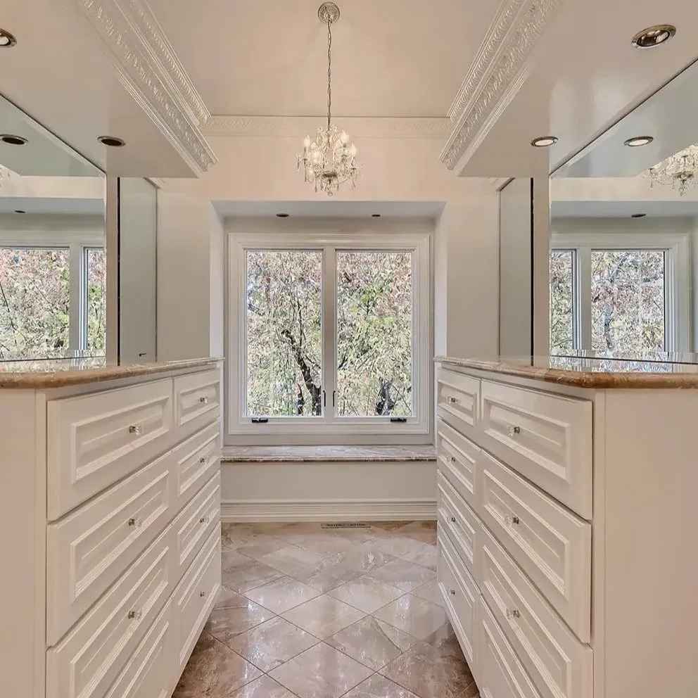Vanity area of Nikola Jokic House