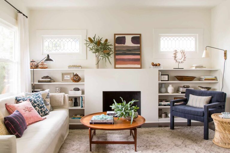 an image of a living room
