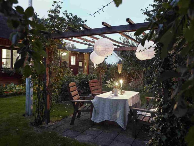 Decadgarden Yard Decoration: Turn Your Outdoor Space into a Personal Paradise decadgarden yard decoration featured image
