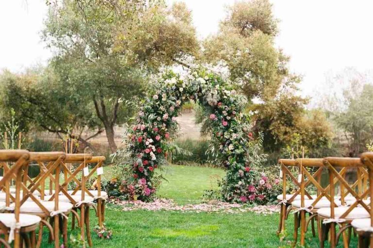 Here-are-the-8-steps-of-setting-up-your-wedding-at-home-and-nailing-it